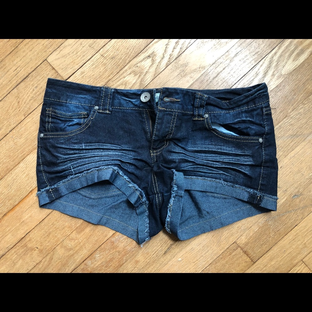 ⛄️Daisy duke jean shorts⛄️